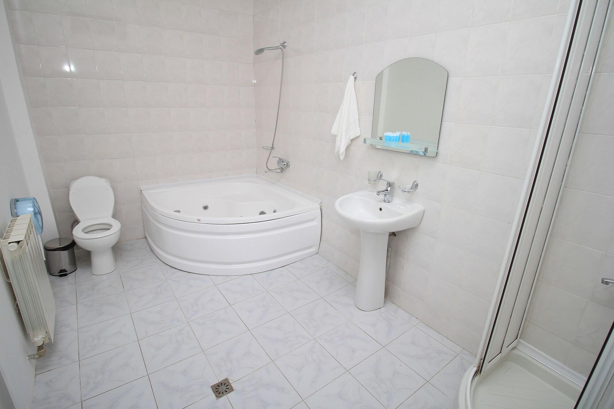 Tiflis House Hotel ภายนอก รูปภาพ