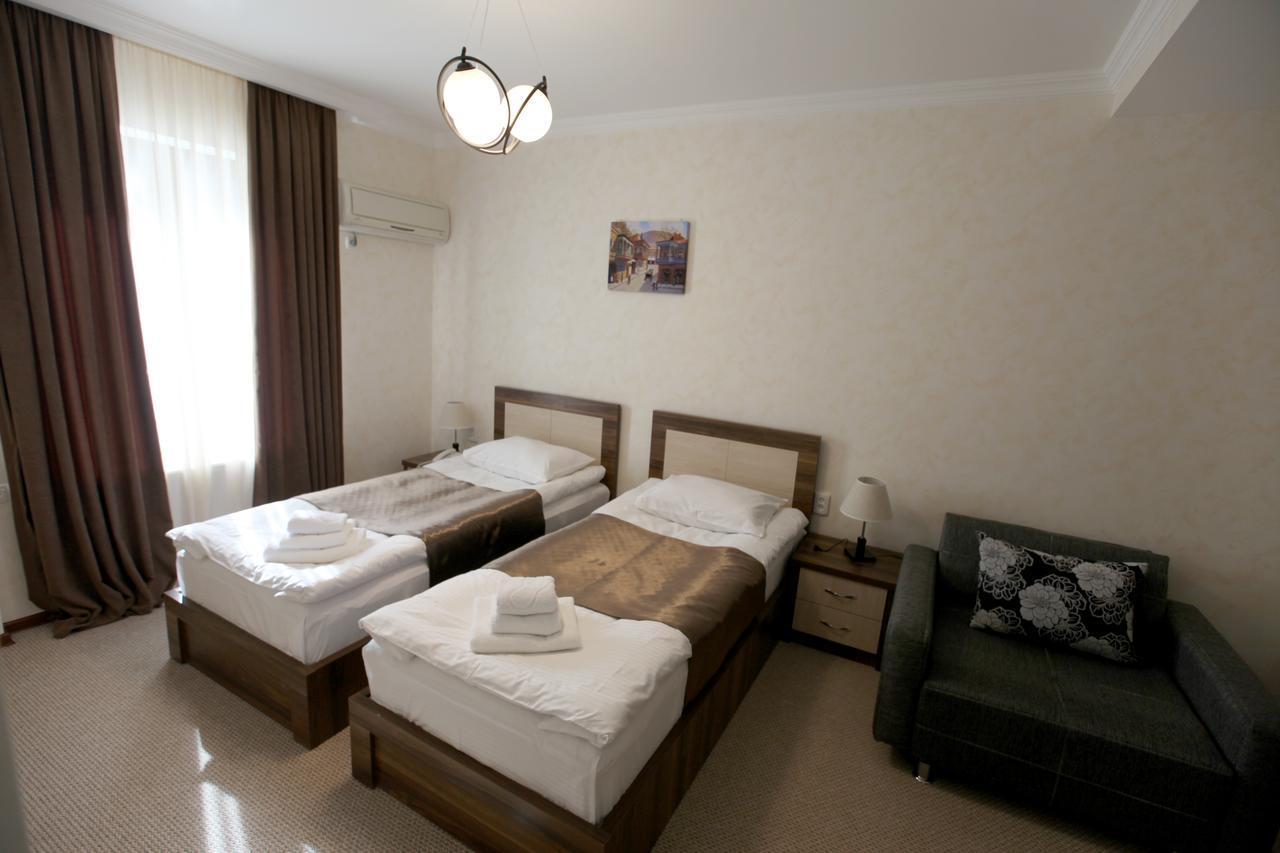 Tiflis House Hotel ภายนอก รูปภาพ