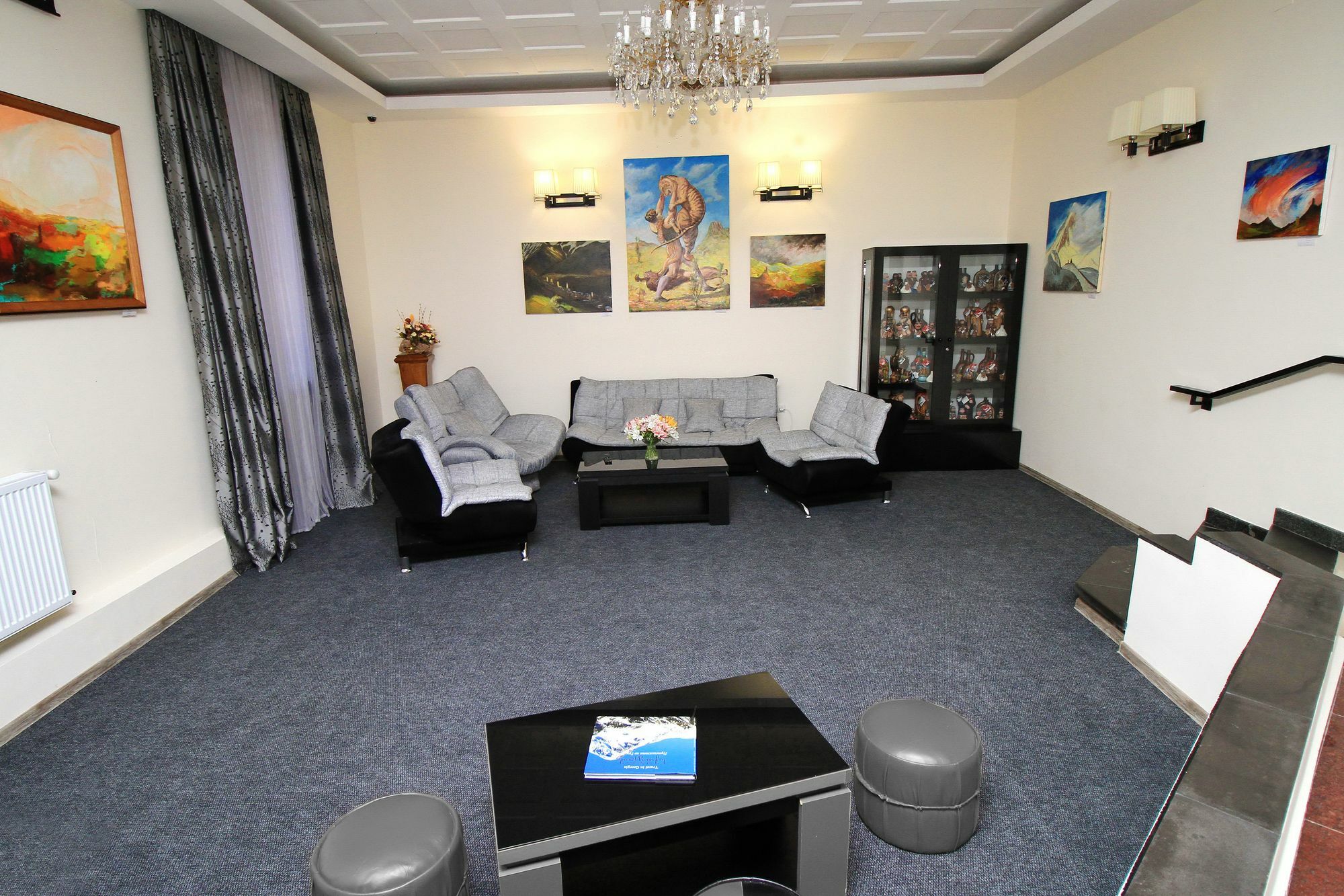 Tiflis House Hotel ภายนอก รูปภาพ